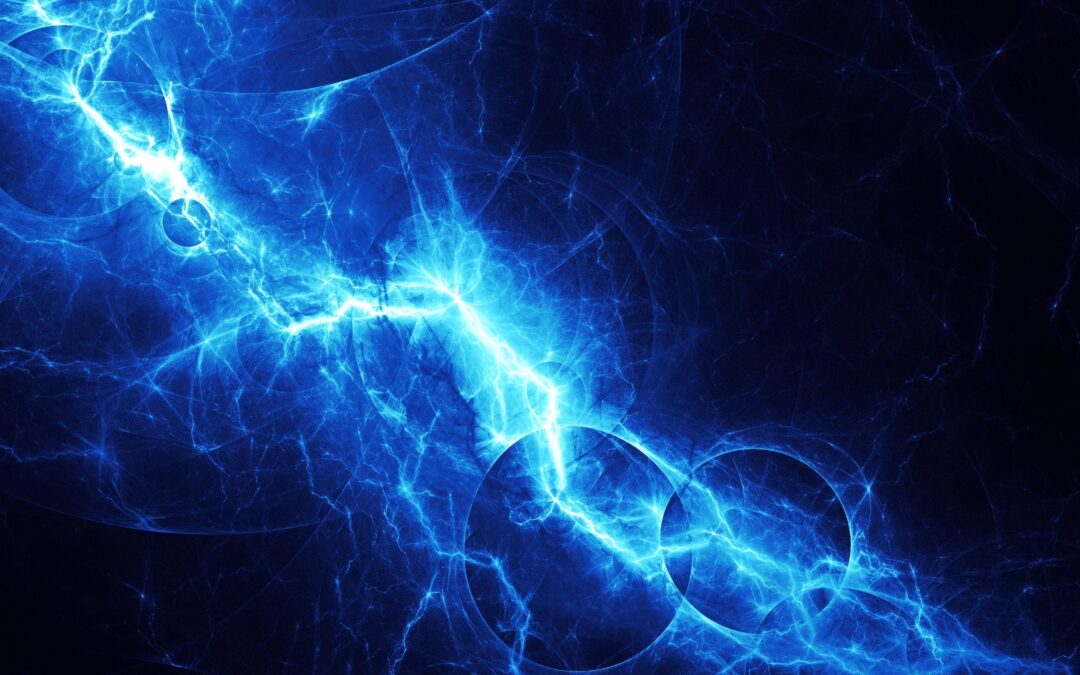 Lightning across the sky, illustrating distance energy healing by phone or video with Sharon Hartnett